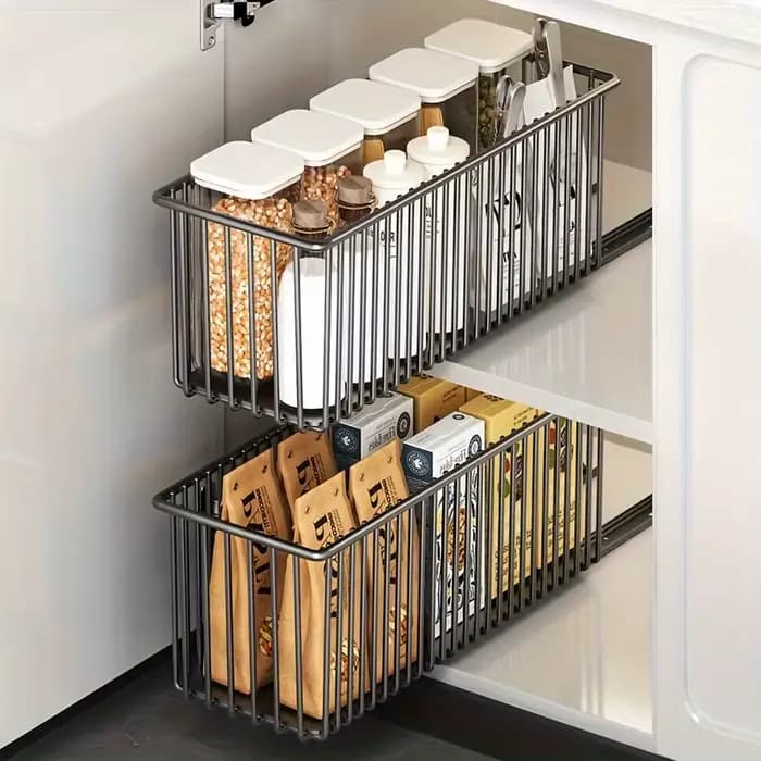 Panier organisateur d'armoire extractible sous l'évier