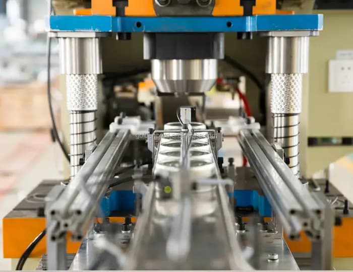 Boîtes de viande de déjeuner de canettes de poisson de thon faisant la ligne de production pour la Machine d'emballage
