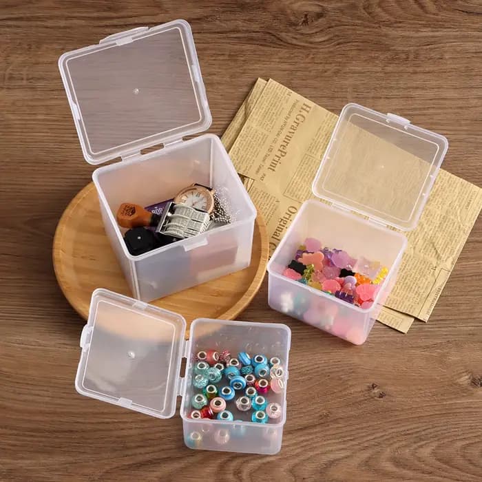 Boîte de rangement rectangulaire en plastique avec couvercle