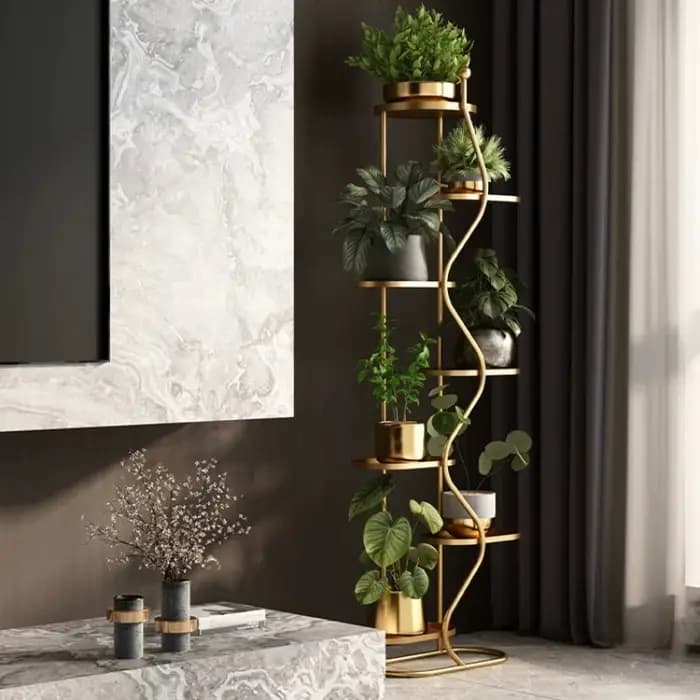Étagère Flottante Dorée Européenne pour Plantes et Fleurs