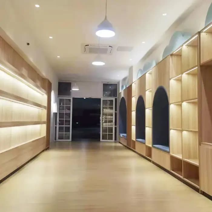 Librairie scolaire, armoire de rangement en bois personnalisée