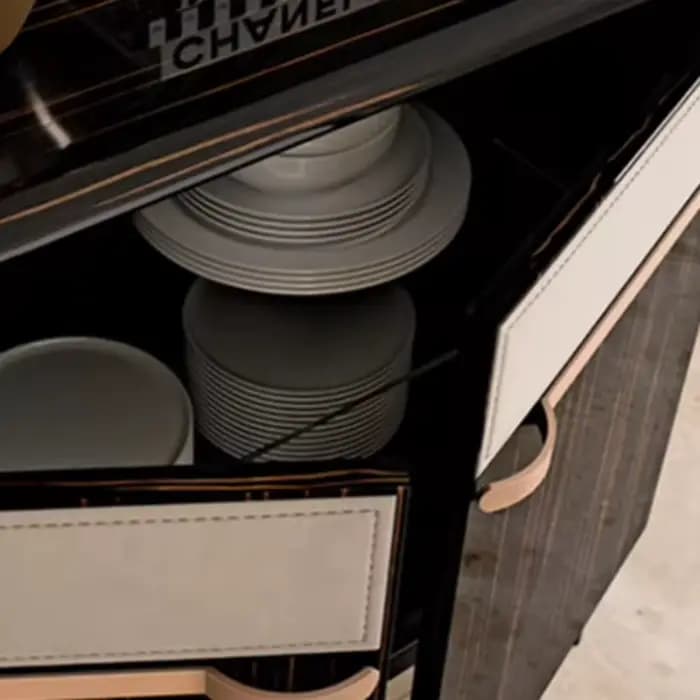 Meubles de luxe pour bureau et salon : Armoires de rangement