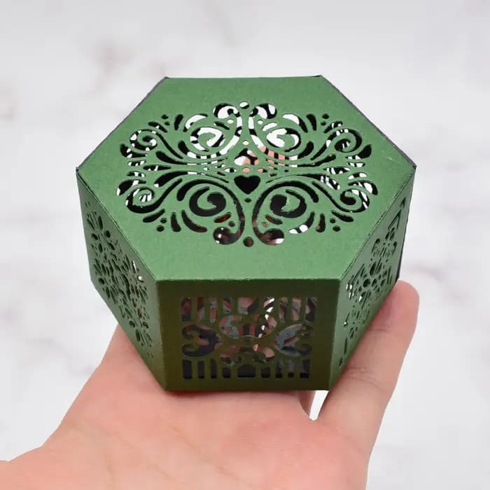 Boîte de rangement polygonale artisanale en papier faite à la main