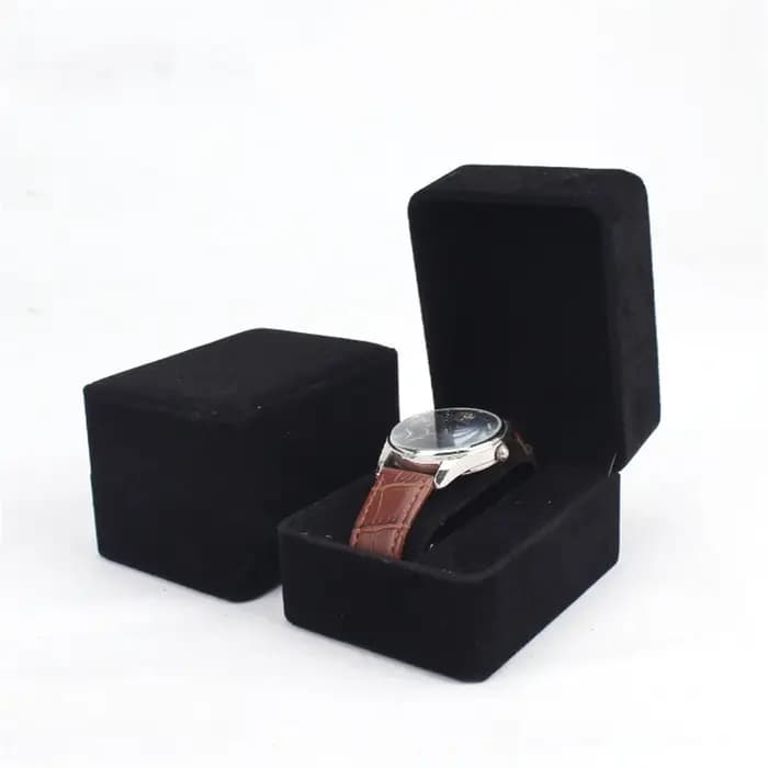 Boîte de montre en velours avec coins arrondis