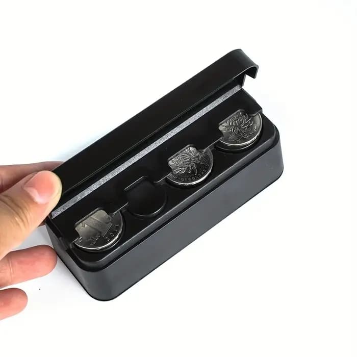 Petite boîte de rangement pour pièces de monnaie de voiture