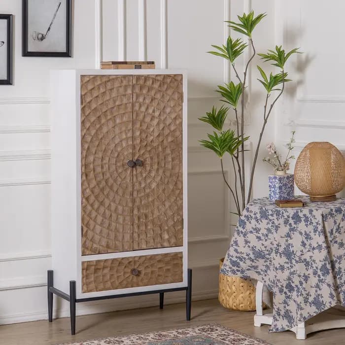 Armoire de rangement moderne et luxueuse en bois massif sculpté pour le salon.