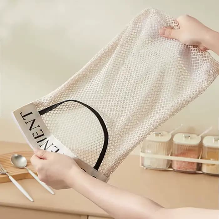 Sac de rangement mural en maille