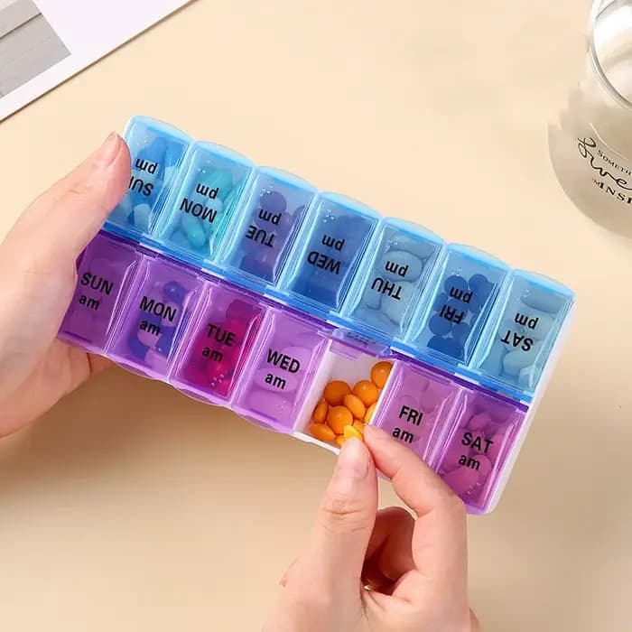 Boîte à médicaments pratique à 14 compartiments