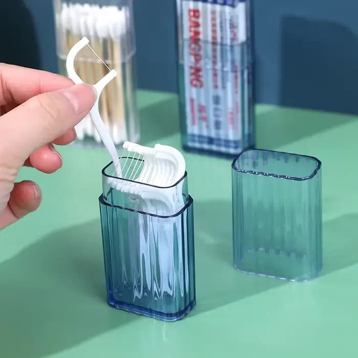 Boîte de rangement pour coton-tige