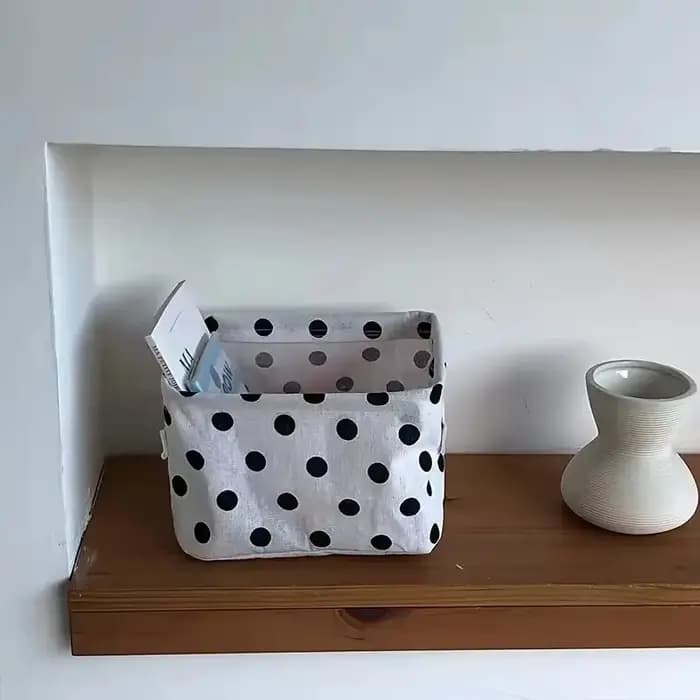 Boîte de rangement mignonne à pois noirs et blancs avec poignée