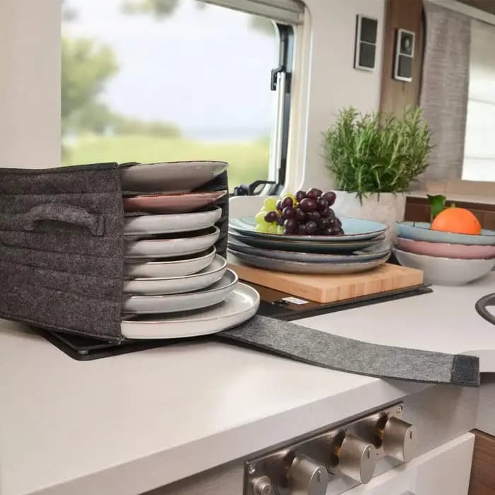 Porte-assiette de caravane