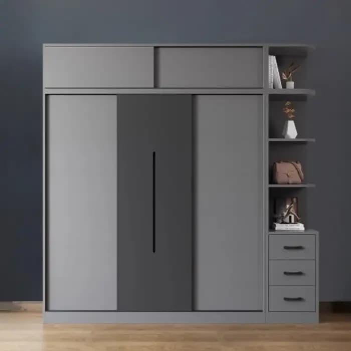 Armoire à vêtements ouverte