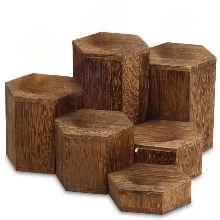 Présentoir Hexagonal en bois de 6 pièces adapté à la présentation de bijoux et d'accessoires
