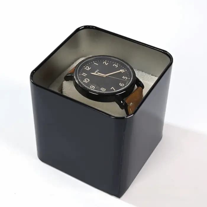 Boîte de rangement élégante pour montres carrées