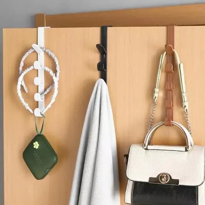 Derrière la porte patère cintre
