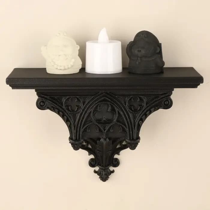 Étagère murale sculptée de style gothique pour la décoration