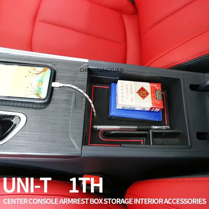 Boîte de rangement pour accoudoir