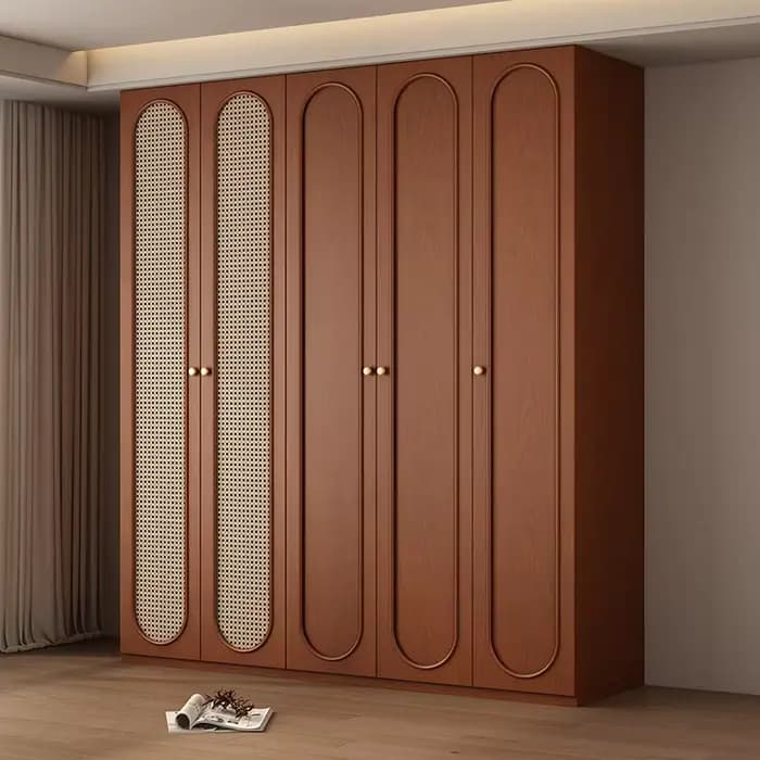 Armoires en bois Vintage