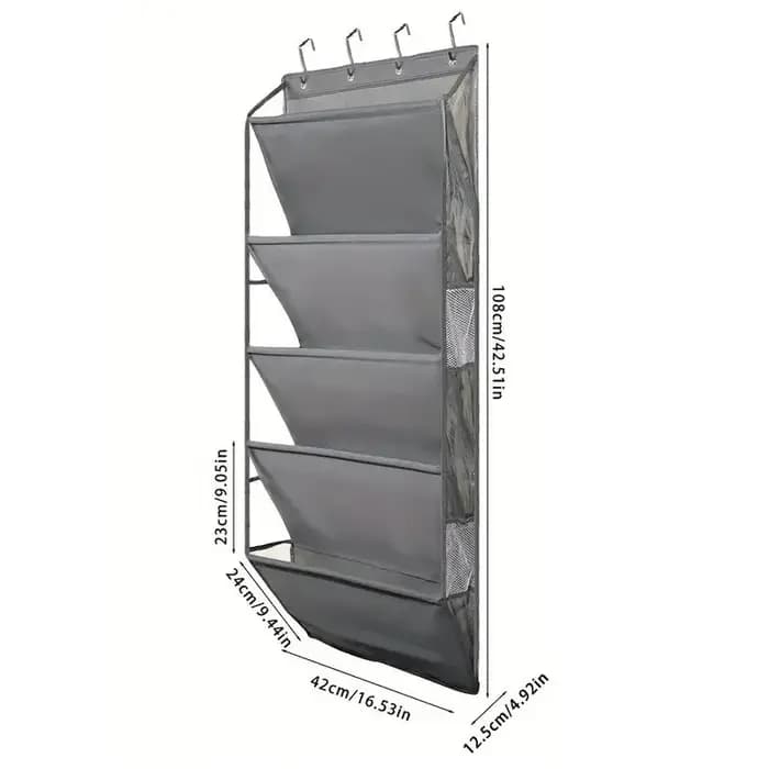 Organisateur de chaussures au-dessus de la porte
