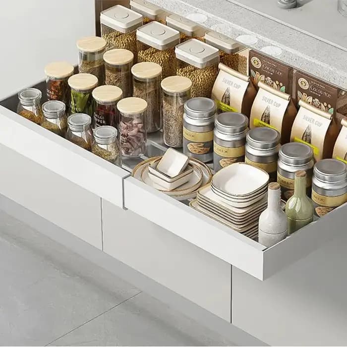 Organiseur de placard coulissant pour armoires de cuisine avec tiroirs, étagères de garde-manger au lieu de les avoir partout sur le comptoir
