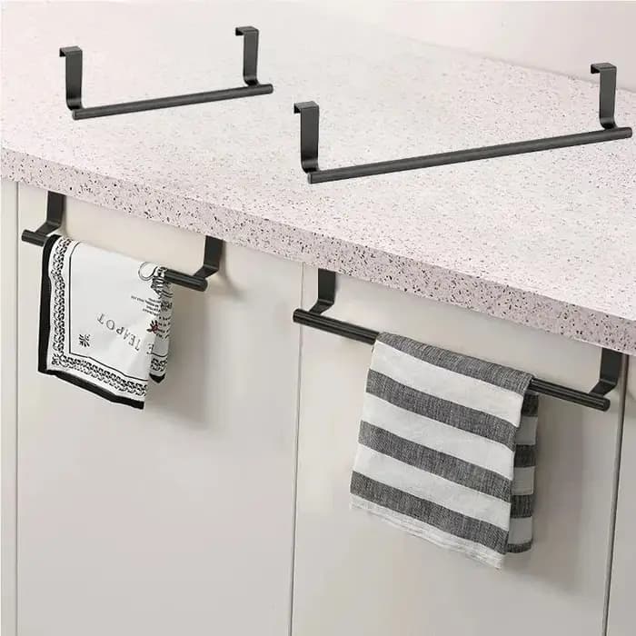Porte-serviettes sur porte en acier inoxydable