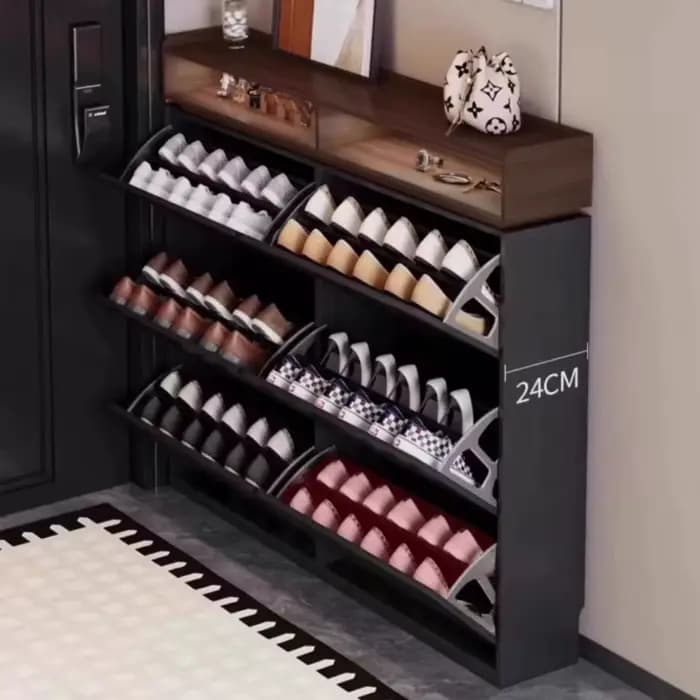 Meuble à chaussures fin en bois fermé pour entrée de salon