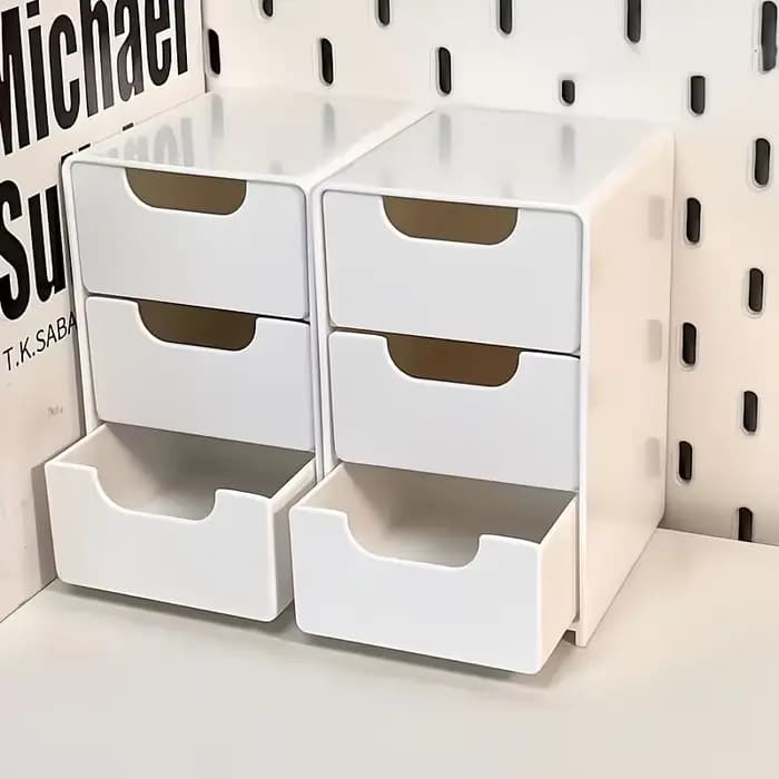Boîte de rangement à trois niveaux de type tiroir