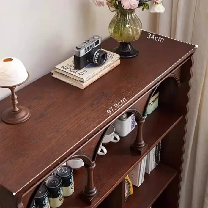 Armoires sur pied françaises vintage en bois