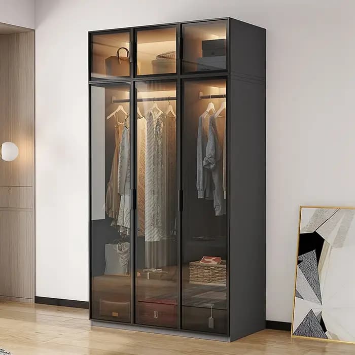 Armoires de luxe pour vêtements dans la pièce, armoire de chambre à coucher en bois, placard pour ra