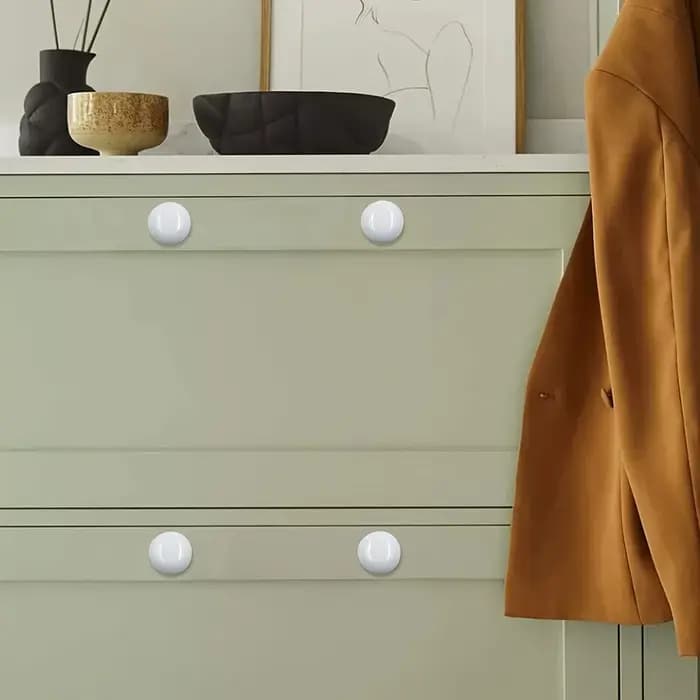Armoires en forme de champignon en bois blanc