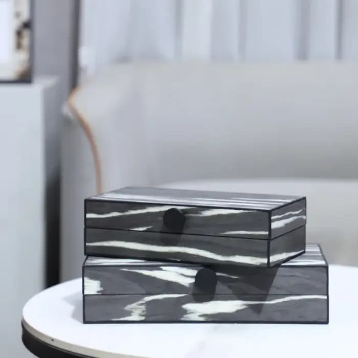 Boîte à bijoux en bois