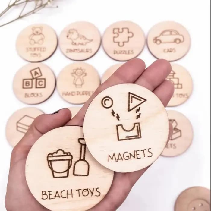 Étiquettes de rangement en bois pour salle de jeux
