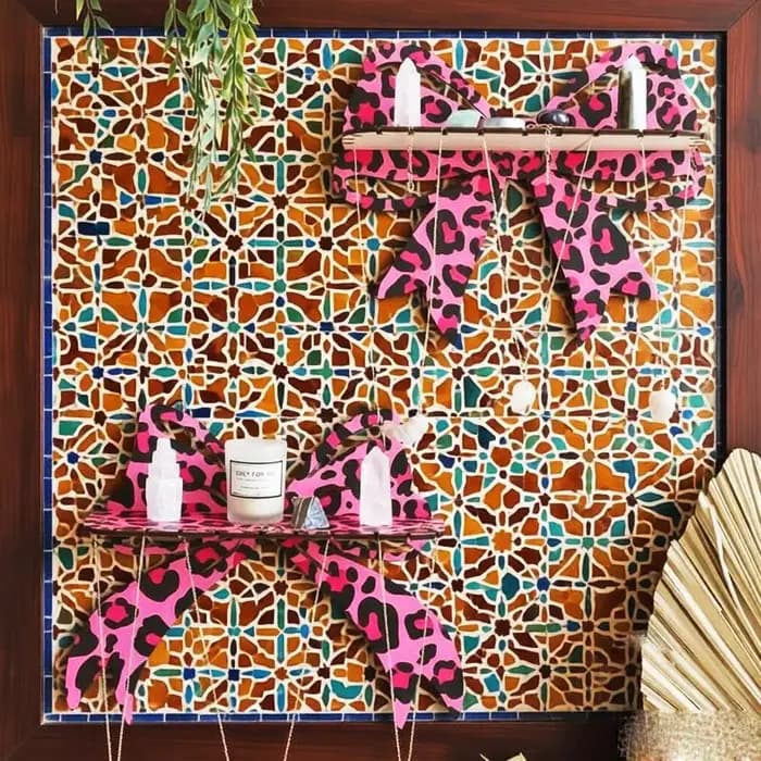 1 pièce Étagère murale en bois rose à motif léopard avec nœud