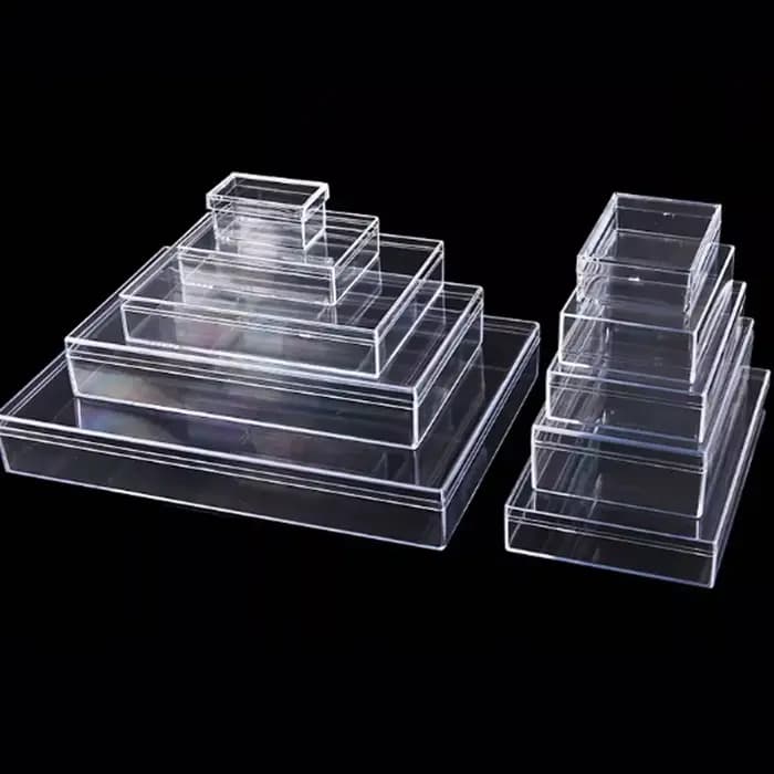 Boîte rectangulaire transparente en plastique avec couvercle