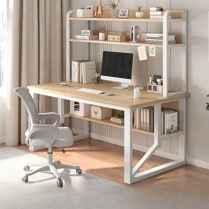 Bureau d'ordinateur stable avec étagère multi-niveaux intégrée