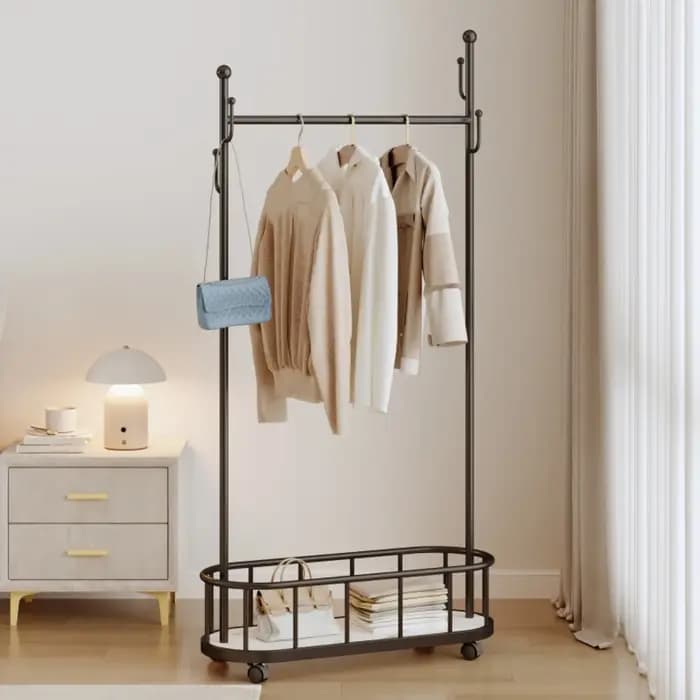 Porte-manteau, porte-vêtements sur pied pour chambre à coucher