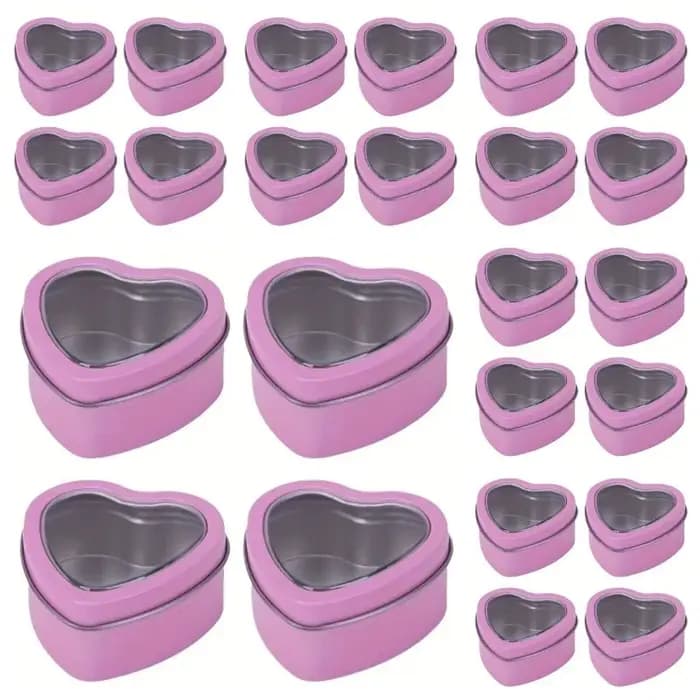Petites boîtes en fer blanc en forme de cœur