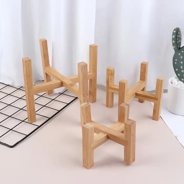 Présentoir de jardinière sur pied d'intérieur