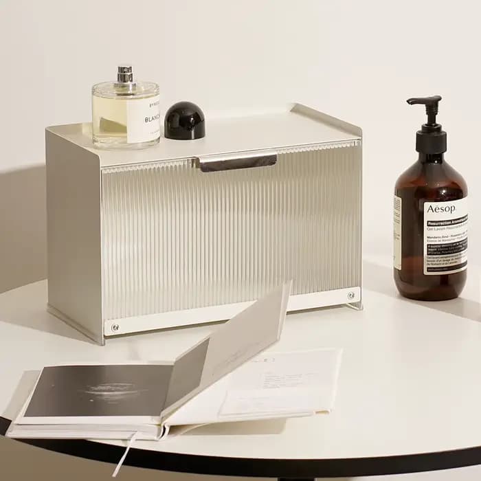 Boîte de rangement pour comptoir de salle de bain