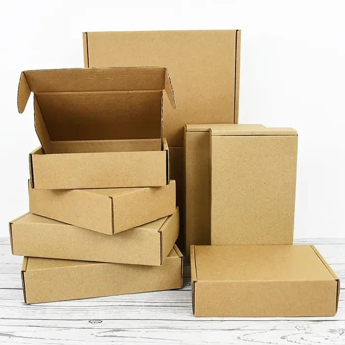 Boîte-cadeau en papier Kraft brun multi-tailles