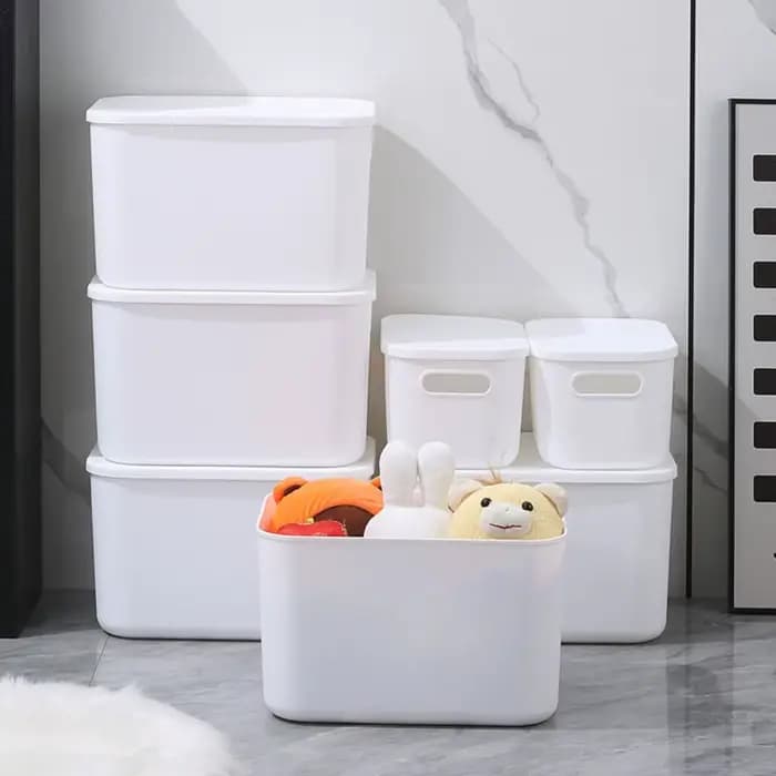 Boîte de rangement empilable avec poignée de couvercle