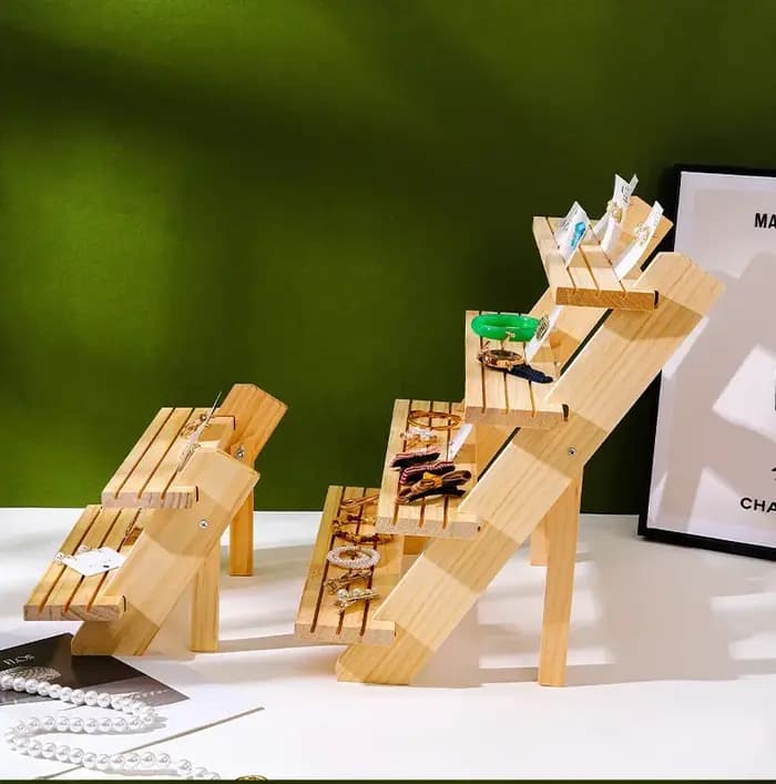 Étagère de rangement en bois style échelle