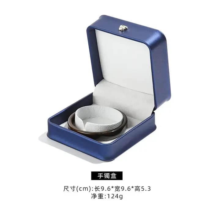 Boîte à bijoux couronne en cuir PU