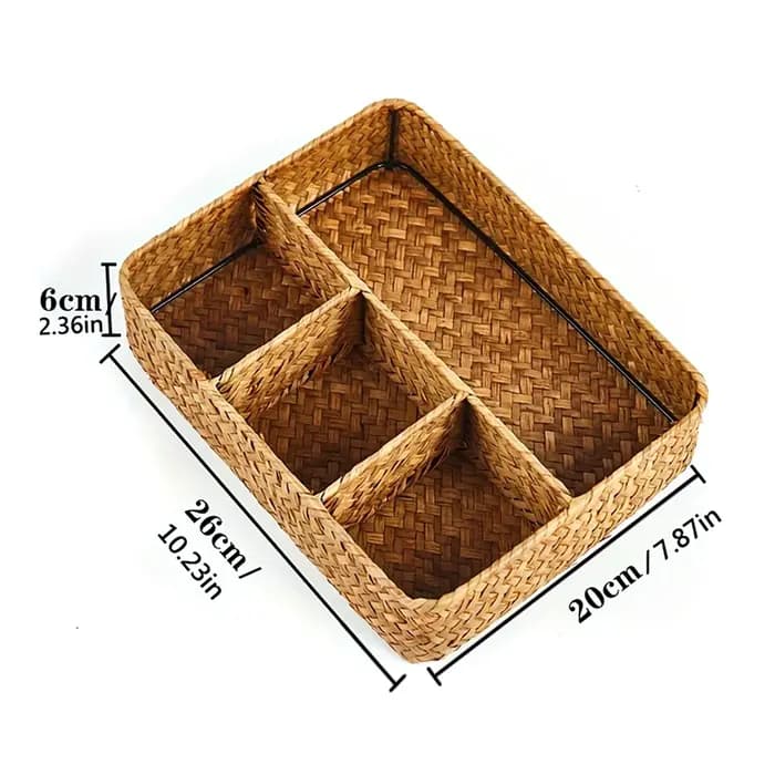 Panier de rangement en jonc de mer tressé à quatre compartiments
