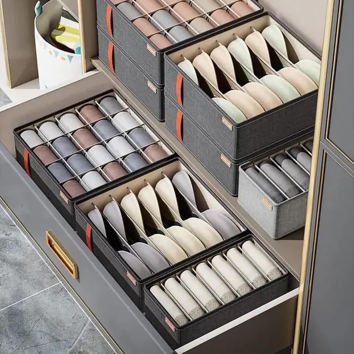 Armoire de chambre à coucher