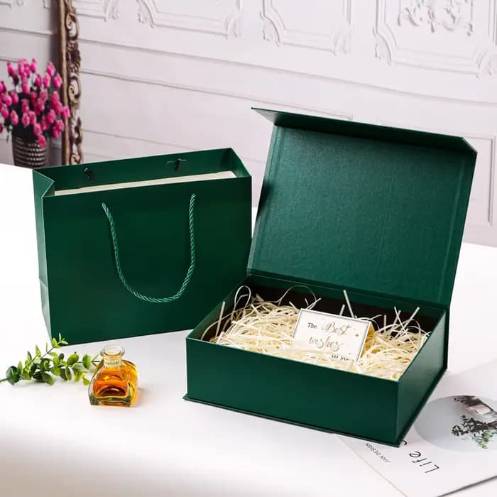 1 ensemble de boîtes cadeaux en carton avec couvercle magnétique