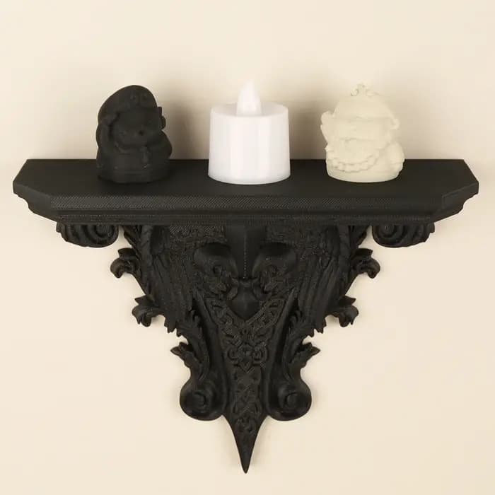 Étagère murale triangulaire sculptée vintage transfrontalière pour rangement et décoration