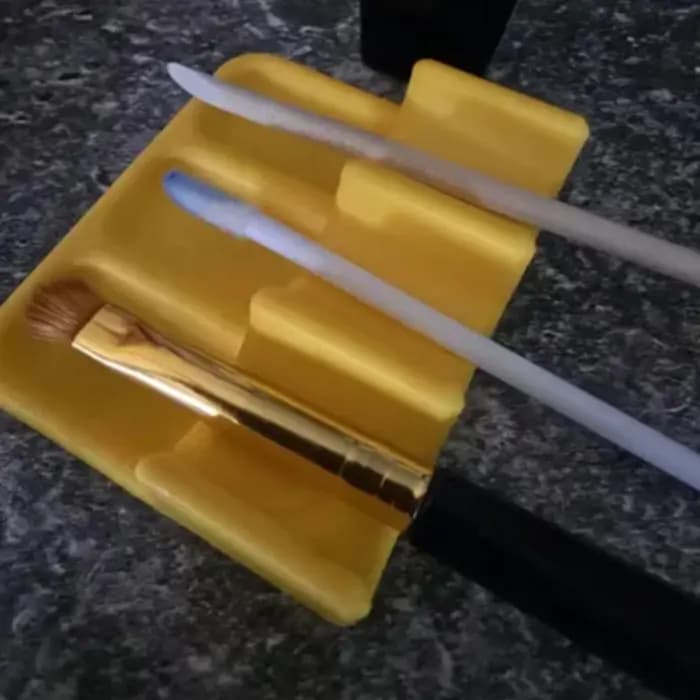 Boîte de rangement pour pinceaux en plastique