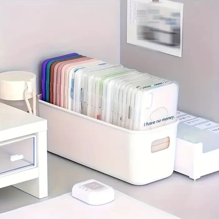 Boîtes de rangement en plastique blanc