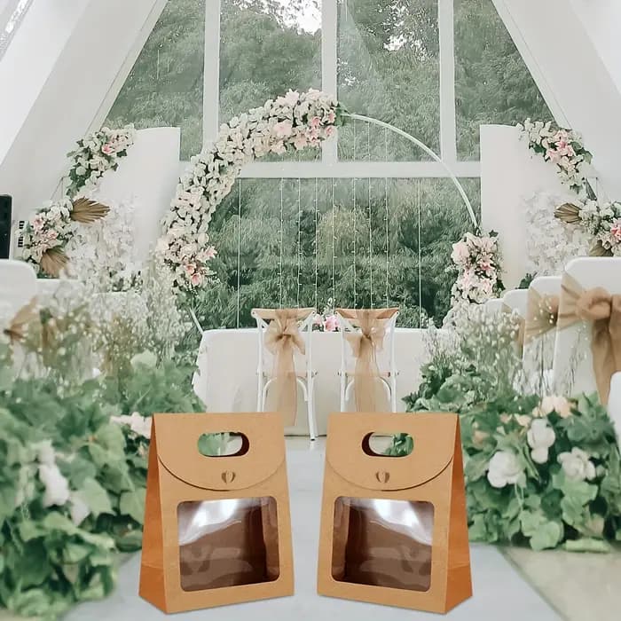 Boîtes en papier Kraft marron avec fenêtres transparentes
